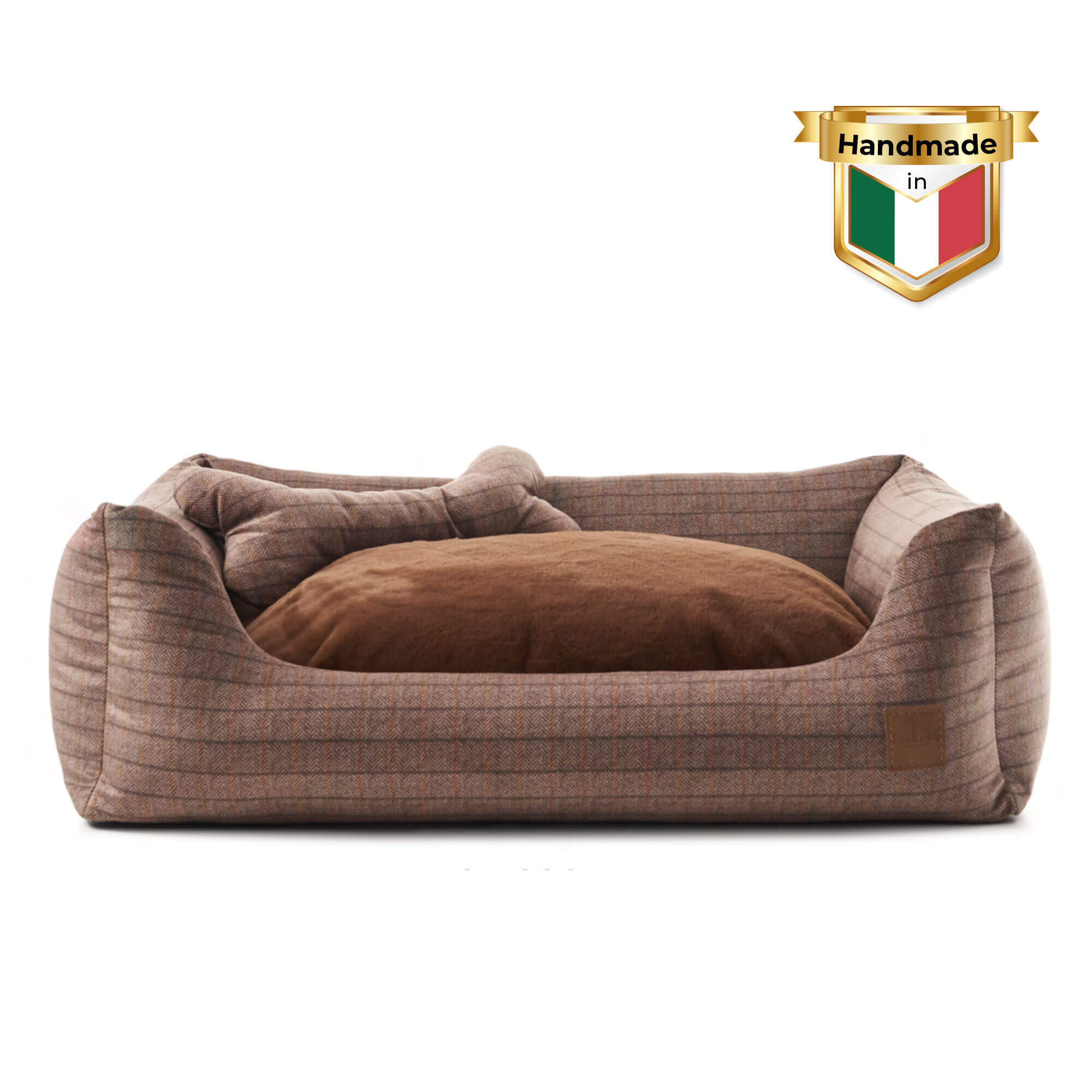 Relax Glasgow Hundebett in Braun – stilvolles Hundebett aus recyceltem Tartan-Stoff, mit weicher Polsterung, rutschfester Unterseite und Plüschtierknochen als liebevolles Extra.