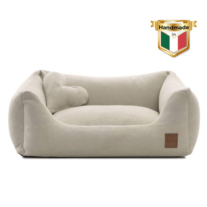 Relax Liam Hundebett in Beige – elegantes Design mit kuscheligem Stoff, stabiler Basis und liebevollem Plüschtierherz für maximale Geborgenheit.