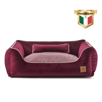 Relay Retro Hundebett in Dunkelrot – luxuriöses Hundebett mit samtigem Veloursstoff, perfekt gepolstert für erholsame Auszeiten.